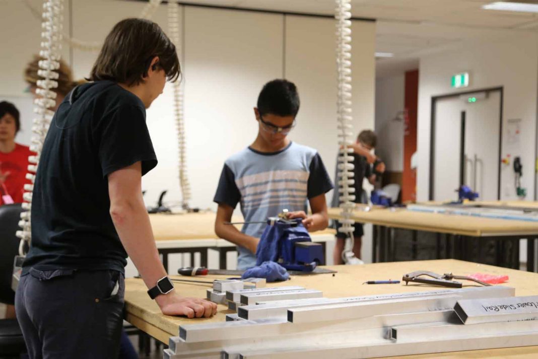 Des badges dans les Makerspaces d’universités